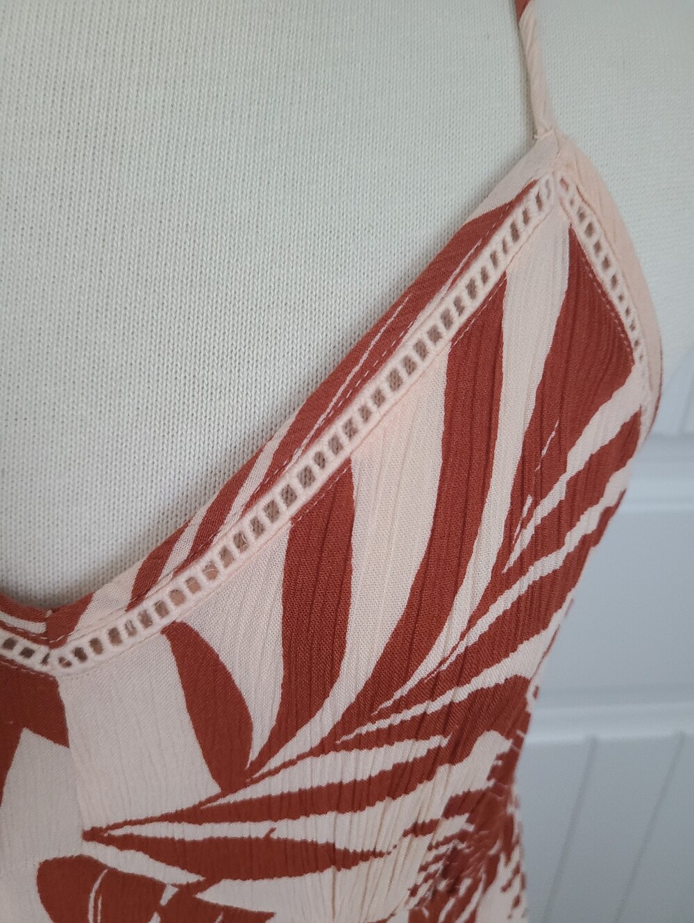 Tropical Print Maxi Dress Women's Size M Resort Summer Vacation Long Hawaii Luau - Picture 3 of 10